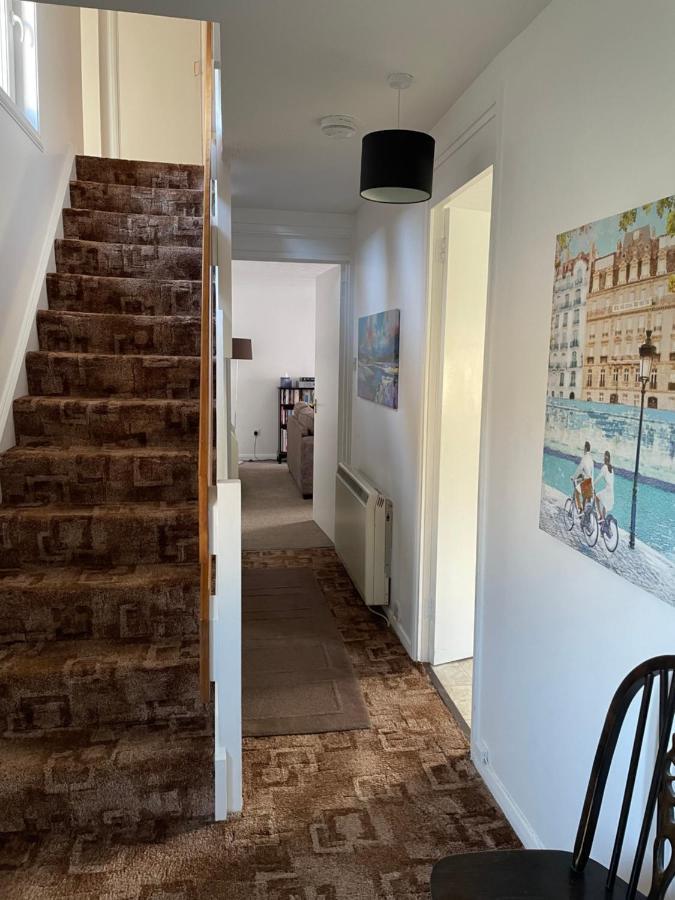 The Number Eleven Apartment Kilmuir  Экстерьер фото
